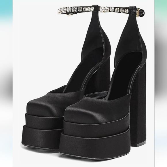 Amazon Shoes - Platform Chunky 6" Heels Size 10 Wide Black Rhinestones Buckle *BH